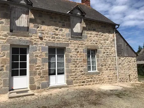 tailleur de pierre à Saint-Domineuc - image 3